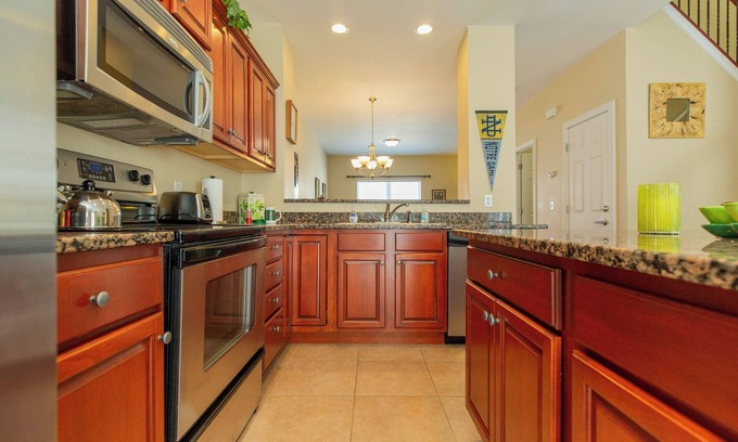 Roseland Casa | Clancey's Place, a 3-bedroom luxury townhouse near Notre Dame & St. Mary’s!