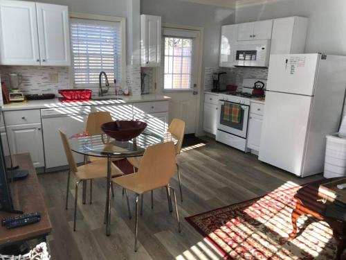 Lyon Park Apartamento | CLARENDON,SUPRLOCATION,8ppl,PRIVATE,METRO,PARK