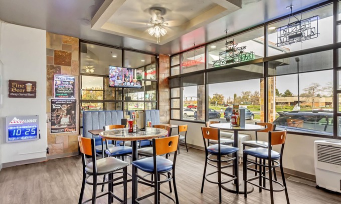 Salt Lake City Hotel | Clarion Inn Salt Lake City Airport