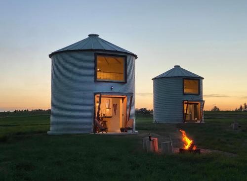 Kalispell Casa | Clark Farm Silos - 5 Silo Mountain View Retreat