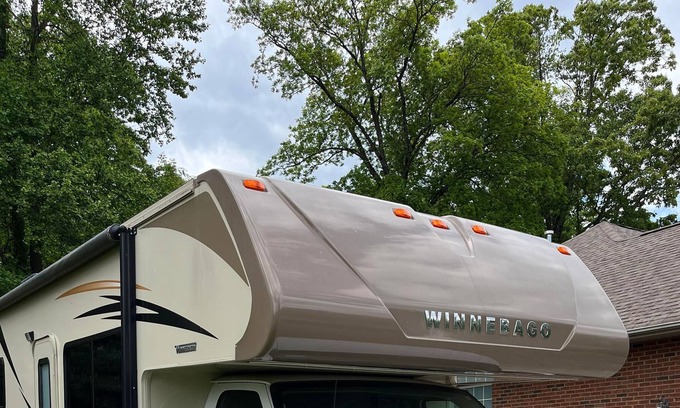 Seymour Casa | Class-C Smoky Mtn Adventure - 2016 Winnebago Spirit (aka Minnie Winnie)