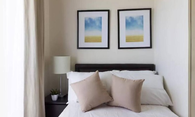 Pio del Pilar Condominio | Unidad clásica y moderna de 1 dormitorio Makati