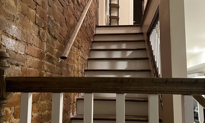 H Street Corridor Casa | Classic DC Row Home! Close to everything!!!