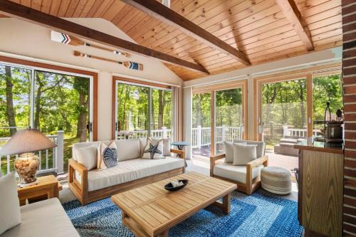 Brewster Casa | Classic Home close to Ponds Dog Welcome