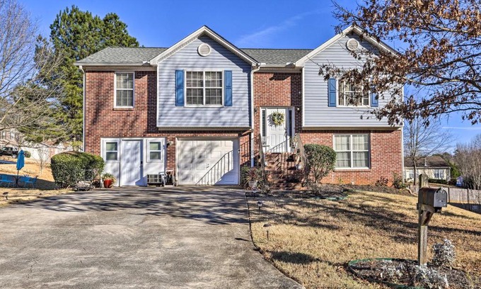 Lithonia Casa | Classic Lithonia Home - Near Golf and Stone Mtn