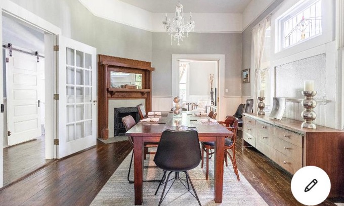 Valdosta Casa | Classic/Modern Downtown Home