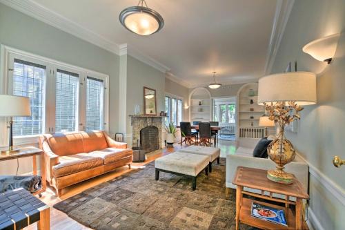 Oak Park Casa | Classic Oak Park Home, 11 Mi to Downtown Chicago!