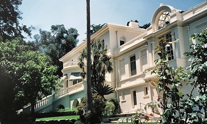 Pasadena Hotel | Classic One Kind Bed Room at Pasadena Hotel & Pool
