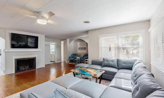 Lewes Casa | Classic Quaint Beach Cottage