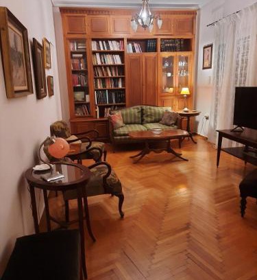 Koukaki Apartamento | classical, luxury penthouse apartment in Athens