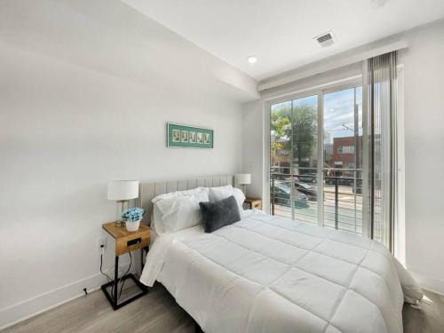 Northeast Casa | Classy Capitol Hill APT, Steps from DC Attraction