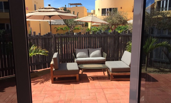 Cerritos Condominio | Pad de surf de desierto con clase especial de última hora