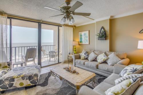 Arcadian Shores Apartamento | Classy Oceanfront Myrtle Beach Condo!