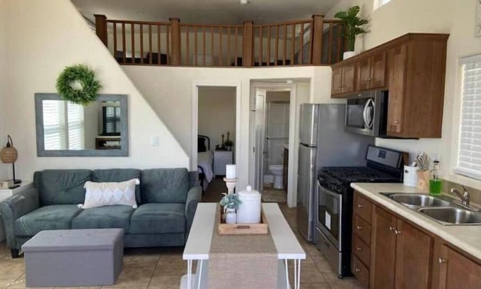 Ehrenberg Casa | Classy River Oasis