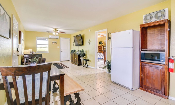 San Benito Cabaña | Classy San Benito Vacation Rental With Chiminea!