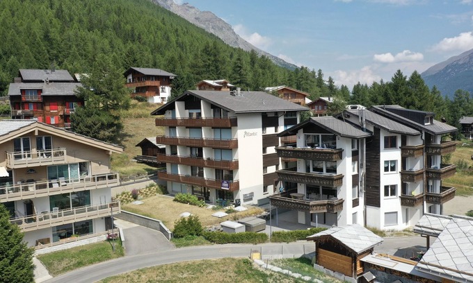 Saas-Fee Apartamento | Classy Studio in Saas-fee, Alps, Switzerland