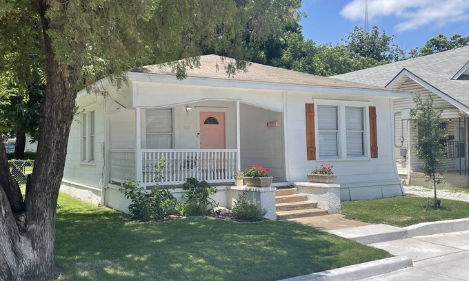 Brazos Casa | Clay Cottage- Magnolia, Baylor y el centro de Waco