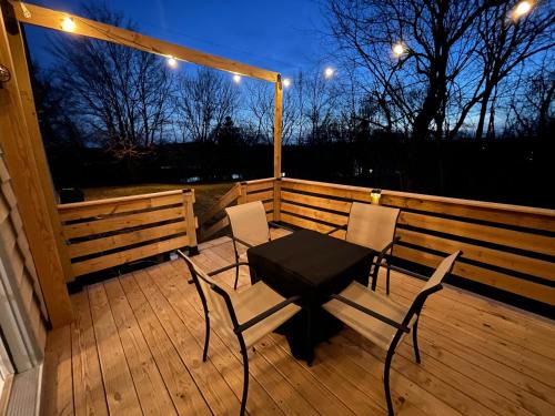 Swepsonville Apartamento | Clayton's 1910 Restored Mill House-near Burlington