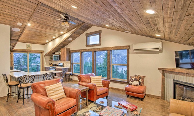 Cle Elum Apartamento | Cle Elum Lake Bunkhouse w/ Shared Hot Tub & Views!