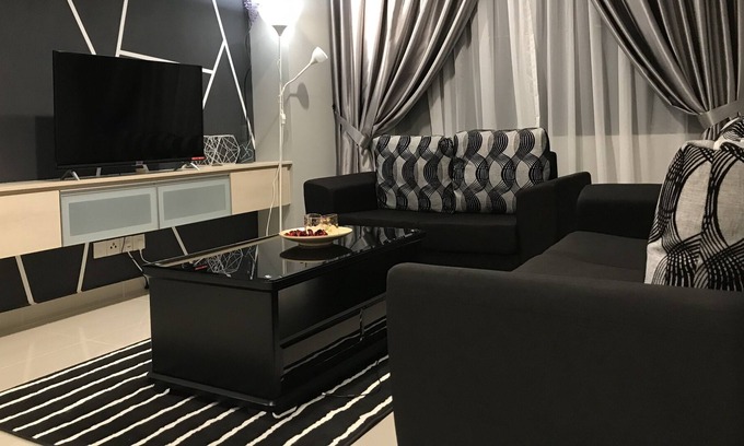 Kampung Selayang Pandang Condominio | Limpio y acogedor apartamento 3R2B para 6 personas cerca de las cuevas de Batu, FRIM