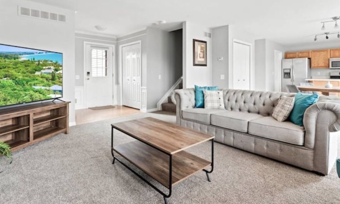 Ypsilanti Casa | Clean and Spacious 4 bd home, Perfect for Families