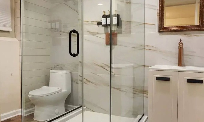 West Orange Apartamento | Clean/Comfortable/Spacious/Peaceful Outdoor Space