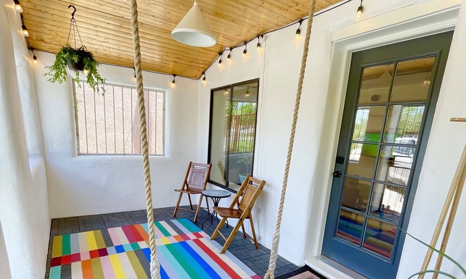 Barelas Casa | Clean, cozy, adorable, adobe bungalow close to everything.
