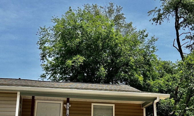 Springdale Apartamento | Clean Townhome near MUSC Lancaster