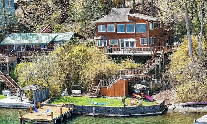 Northwest Ithaca Casa | Relajante Cayuga Lake House cerca de todo Se admiten perros