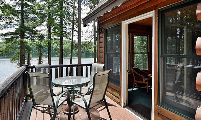 Hayward Cabina | Clear Lake Point - cabaña de troncos en la península privada