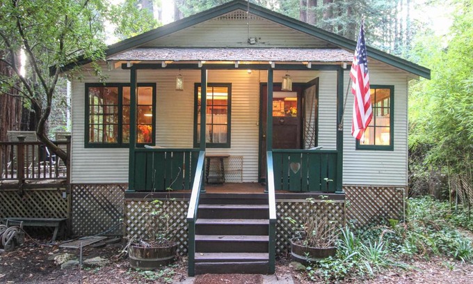 Guerneville Casa | Clearheart Grove
