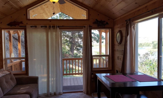 Nez Perce County Cabina | Cabaña Clearwater (Hana Pa'a)