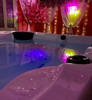 Newry Apartamento | Cleomack View, Annex apartment with Hot Tub