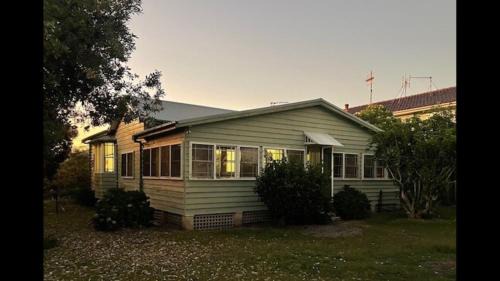 Noraville Casa | Cliff Cottage - Noraville