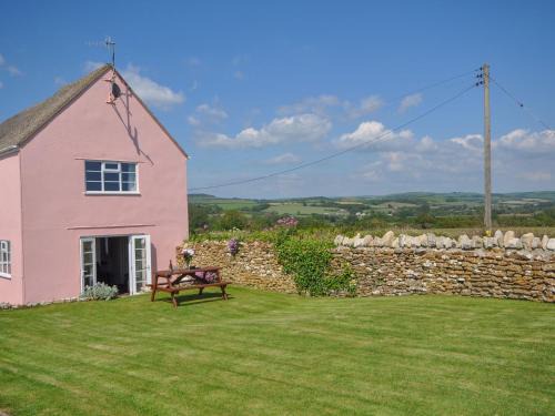 Bridport Casa | Cliff Farm No 2 Cottage