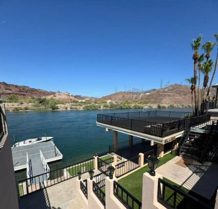 Parker Strip Casa | CliffHanger