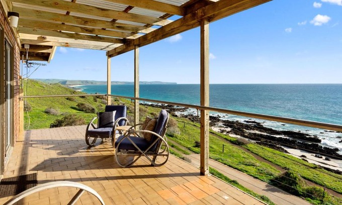 Myponga Beach Casa | Cliffs End Beach Shack 105 Gold Coast Drive