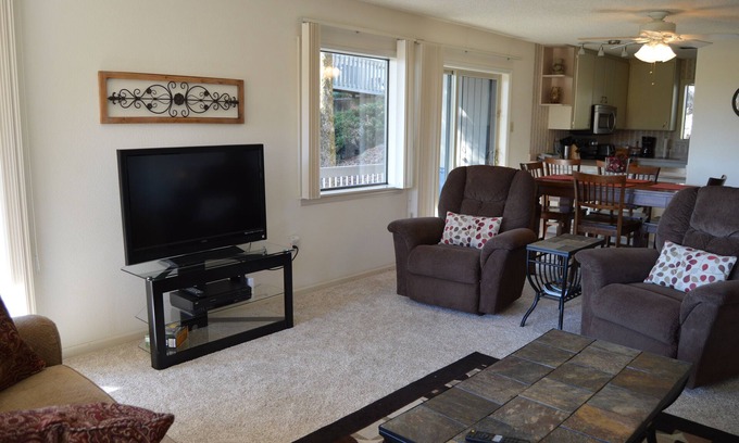 Fairfield Bay Condominio | Cliffside Condo con la visión escénica de Greers Ferry Lake & WiFi