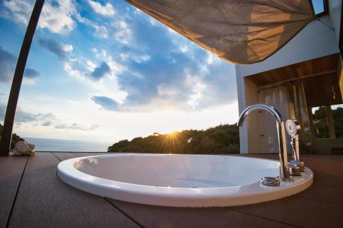 Yakushima Casa | Cliffside Villa NIRVANA - Vacation STAY 98988v