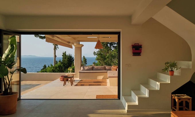 Lakka Casa | Clifftop Sunset Retreat nr Lakka,Paxos,private, short walk to village & beaches