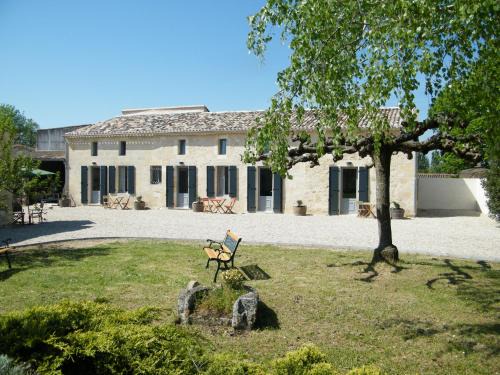 Puisseguin Casa | Clos Vieux Rochers Vineyard