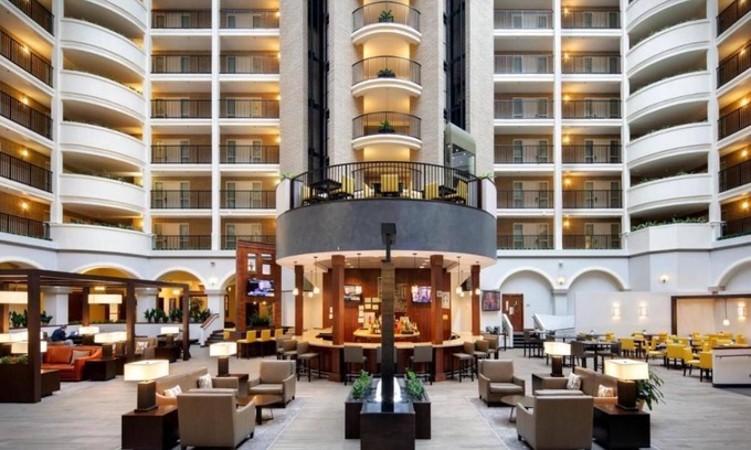 Park Central Hotel | Close Proximity to Downtown Dallas! FREE Parking and Indoor Pool!