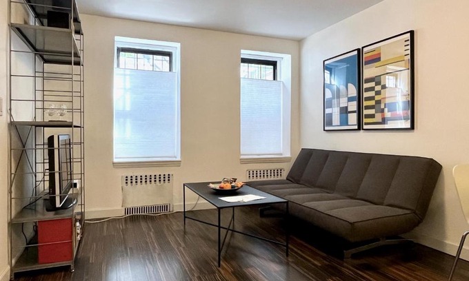 Brooklyn Apartamento | Close to all! 2-room suite in a 1-family townhouse