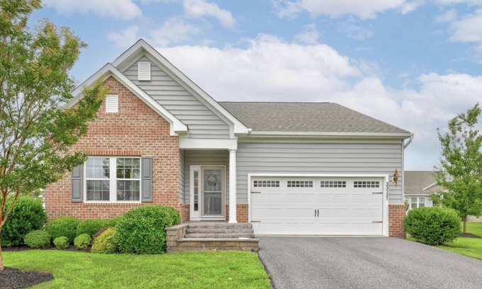 Lewes Casa | Close to all Rehoboth/Lewes attractions w/community pool & parking!
