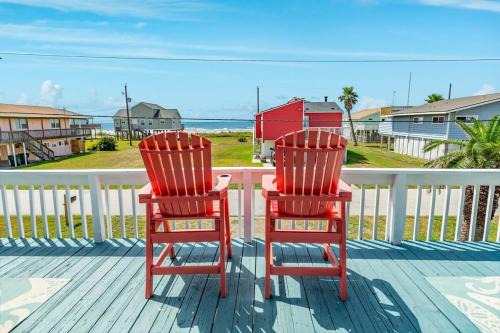 Bermuda Beach Casa | Close to All Things Beachy Ocean View