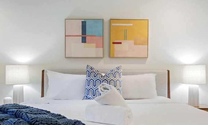 Barton Hills Apartamento | Close to Barton Springs + Zilker | King BR + Patio