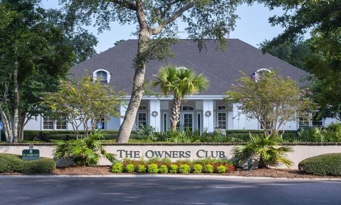Indigo Run Casa | Close to beach, golf, shopping! Kick back in spacious, comfortable home.