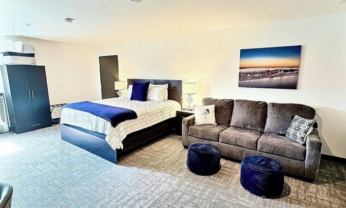 Sandusky Hotel | Close to Cedar Point Sports Force Kalahari