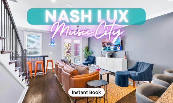 Eighth Avenue Casa | Close to DT Game Garage Bar Large Living Room