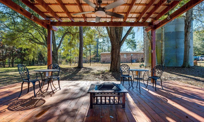 Havana Cabaña | Close to FSU & FAMU: Pet-Friendly Havana Retreat!